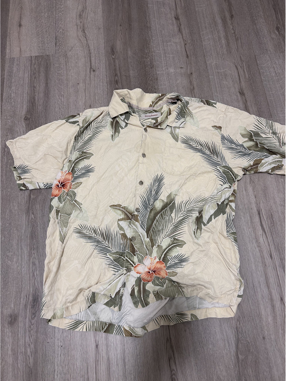 Tommy Bahama XL 100% Silk Hawaiian Shirt with Floral Print